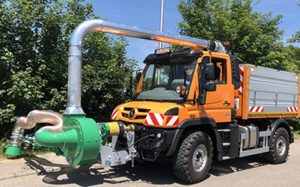 Wegepflege mit Unimog - HEN AG